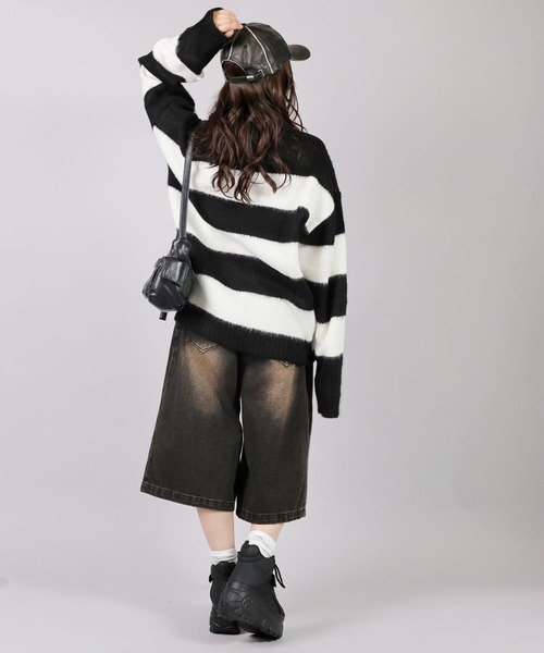 SPINNS（スピンズ）の「グランジ＆ストリート/ チクチクしないモヘアボーダーニット（ニット/セーター・メンズ・ホワイト×ブラック/ネイビー系/ブラウン系その他/ブラック×レッド/グレー系その他/ピンク系その他・ONESIZE）」の15枚目の写真