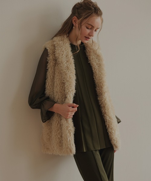 Dorry Doll（ドリードール）の「プードルファーベスト（ベスト・レディース・ブラック/ブラウン/ベージュ・MEDIUM）」の3枚目の写真