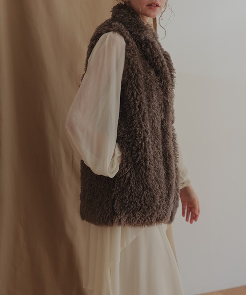 Dorry Doll（ドリードール）の「プードルファーベスト（ベスト・レディース・ブラック/ブラウン/ベージュ・MEDIUM）」の19枚目の写真