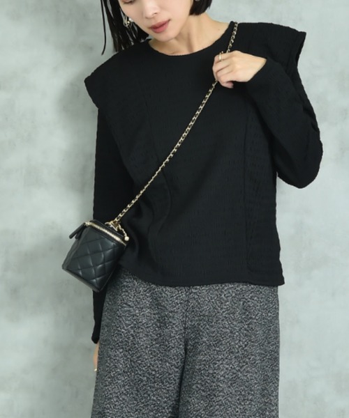 actuel（アクチュエル）の「【ａｃｔｕｅｌ】シャーリング風ジャガードフリルプルオーバー（Tシャツ/カットソー・レディース・アイボリー/ブラック・MEDIUM/LARGE）」の2枚目の写真