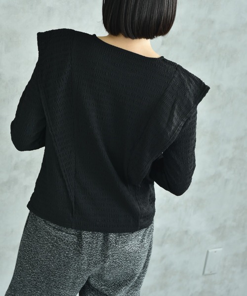 actuel（アクチュエル）の「【ａｃｔｕｅｌ】シャーリング風ジャガードフリルプルオーバー（Tシャツ/カットソー・レディース・アイボリー/ブラック・MEDIUM/LARGE）」の16枚目の写真