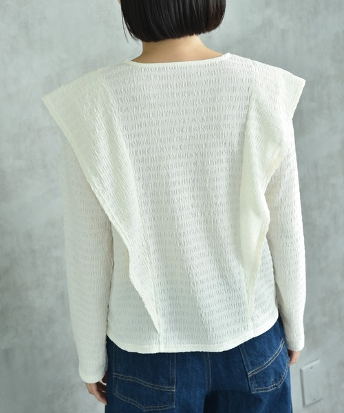 actuel（アクチュエル）の「【ａｃｔｕｅｌ】シャーリング風ジャガードフリルプルオーバー（Tシャツ/カットソー・レディース・アイボリー/ブラック・MEDIUM/LARGE）」の9枚目の写真