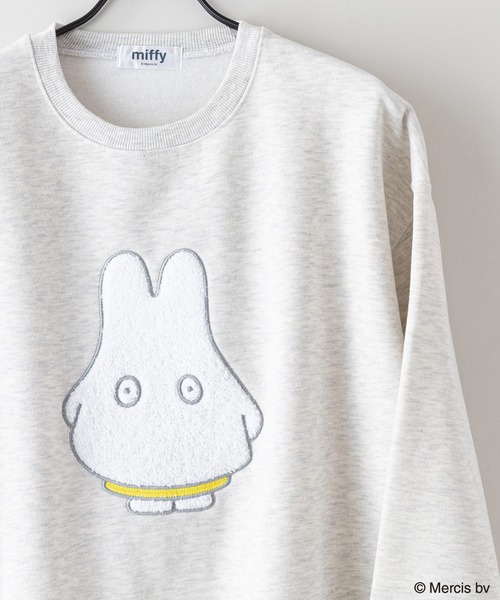 Miffy( ミッフィー)の「【miffy/ミッフィー】Dick Bruna ディック・ブルーナ オリジナルデザイン 裏起毛クルーネックスウェット(スウェット・メンズ・ブラック系その他2/ピンク系その他/ホワイト系その他/ベージュ系その他2・X-LARGE/LARGE/MEDIUM)」の5枚目の写真