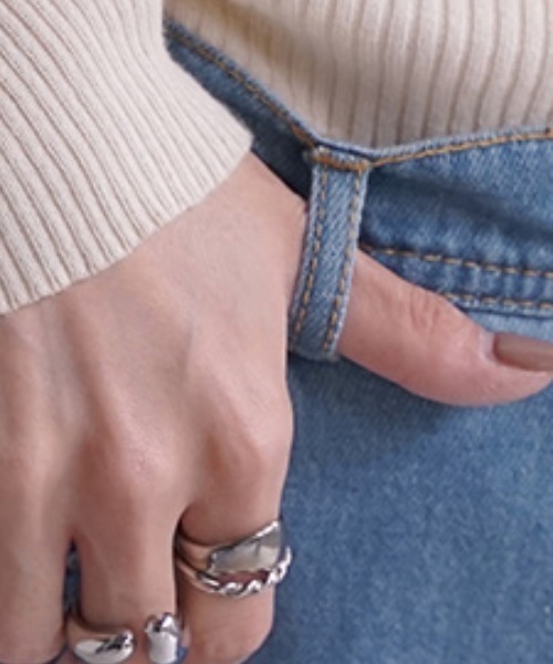 HUG.U(ハグユー)の「超ワイドデニムパンツ(デニムパンツ・レディース・ブルー系/ワンウォッシュ/ライトインディゴブルー/ダークインディゴブルー・FREE/レギュラー丈/トール丈)」の13枚目の写真
