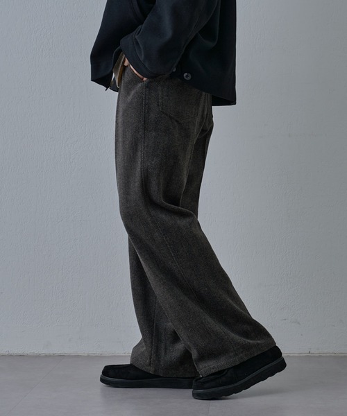 COLONY 2139（コロニートゥーワンスリーナイン）の「フェードヘリンボーンインタックトラウザー（スラックス・メンズ・グレー/ブラウン・LARGE/MEDIUM）」の8枚目の写真