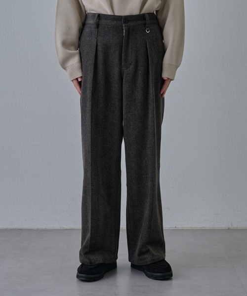 COLONY 2139（コロニートゥーワンスリーナイン）の「フェードヘリンボーンインタックトラウザー（スラックス・メンズ・グレー/ブラウン・LARGE/MEDIUM）」の21枚目の写真