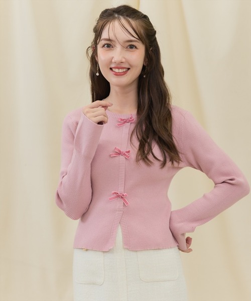 SWINGLE（スウィングル）の「フロントリボンフレア袖ニットプルオーバー（ニット/セーター・レディース・オフホワイト/ブラック/ピンク・FREE）」の16枚目の写真