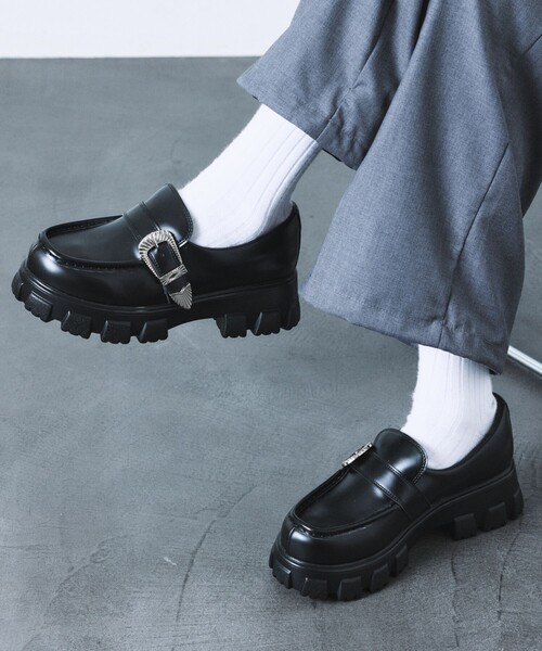 FREAK'S STORE(フリークスストア)の「限定展開 ボリュームソール ウエスタンバックル ローファー / モンクシューズ(ローファー・メンズ・ブラック・23.0cm/24.0cm/25.0cm/26.0cm/27.0cm/28.0cm)」の11枚目の写真