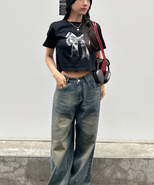 Ada.(エイダ)の「リボンプリント クロップド ショート丈 半袖Tシャツ(Tシャツ/カットソー・レディース・ブラック/サックスブルー/オートミール・FREE)」の13枚目の写真
