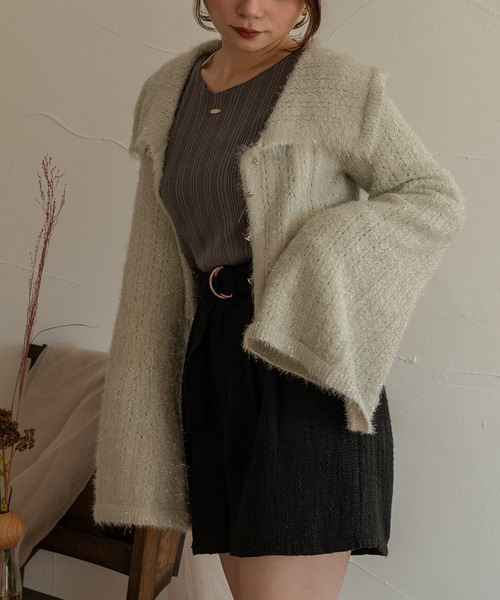mideal(マイディール)の「flare sleeve glitter shaggy tops / フレアスリーブラメシャギートップス(カーディガン/ボレロ・レディース・ライトグレー/ベージュ・FREE)」の11枚目の写真