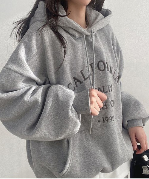 WEGO（ウィゴー）の「WEGO/ロゴ刺繍裏起毛フーディー／パーカー（パーカー・レディース・アイボリー/ブラック/ブルー/グレー・LARGE/MEDIUM）」の12枚目の写真