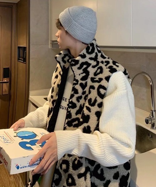 NOWLE（ノウル）の「【NOWLE】豹柄 起毛 ZIPベスト（ベスト・メンズ・レオパード/ベージュ系・MEDIUM/LARGE/X-LARGE）」の7枚目の写真