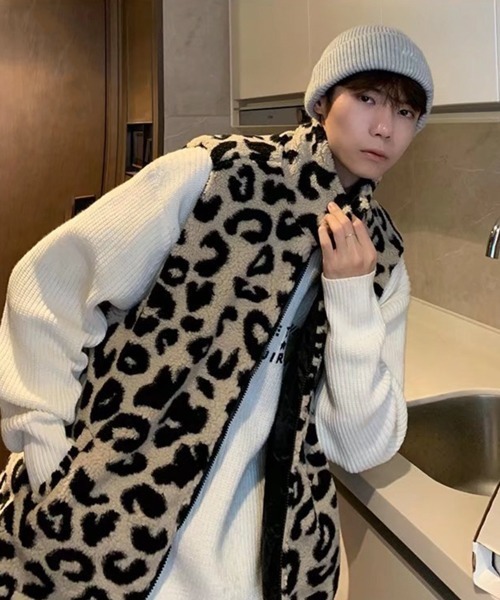 NOWLE（ノウル）の「【NOWLE】豹柄 起毛 ZIPベスト（ベスト・メンズ・レオパード/ベージュ系・MEDIUM/LARGE/X-LARGE）」の6枚目の写真