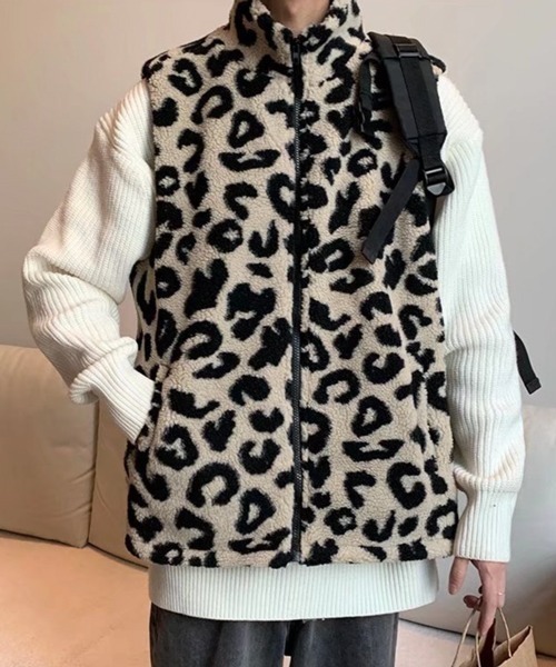 NOWLE（ノウル）の「【NOWLE】豹柄 起毛 ZIPベスト（ベスト・メンズ・レオパード/ベージュ系・MEDIUM/LARGE/X-LARGE）」の10枚目の写真