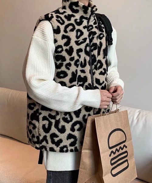 NOWLE（ノウル）の「【NOWLE】豹柄 起毛 ZIPベスト（ベスト・メンズ・レオパード/ベージュ系・MEDIUM/LARGE/X-LARGE）」の9枚目の写真