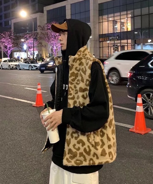 NOWLE（ノウル）の「【NOWLE】豹柄 起毛 ZIPベスト（ベスト・メンズ・レオパード/ベージュ系・MEDIUM/LARGE/X-LARGE）」の16枚目の写真
