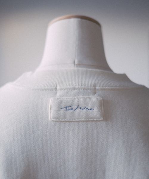 INTER FACTORY(インターファクトリー)の「2/9号室(かおこ&ひろと) - オーバーサイズプリントスウェット (和モダン柄) made in INTER FACTORY(スウェット・メンズ・ネイビー/グレー/アイボリー・MEDIUM/LARGE)」の9枚目の写真