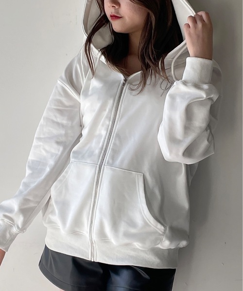 one way（ワンウェイ）の「ストーンロゴジップパーカー（パーカー・レディース・グレー/ブラック/ピンク/ホワイト・FREE）」の2枚目の写真