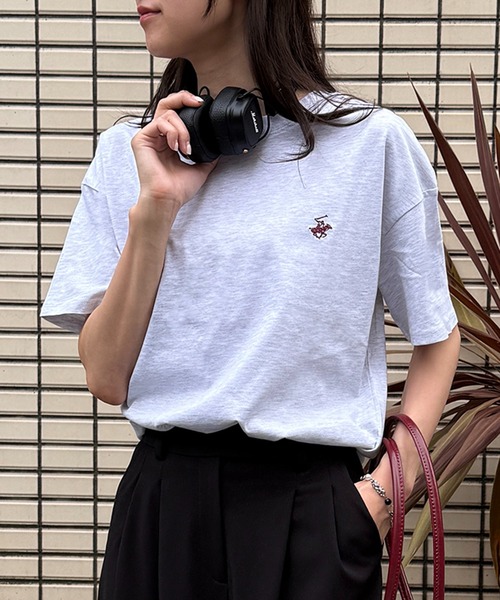 BEVERLY HILLS POLO CLUB（ビバリーヒルズポロクラブ）の「【BEVERLY HILLS POLO CLUB】Classical pony logo tee クラシカルポニー刺繍Tシャツ（Tシャツ/カットソー・レディース・ホワイト/グリーン/ネイビー/グレイッシュベージュ/ワイン/ブラック/グレー・M/L）」の3枚目の写真