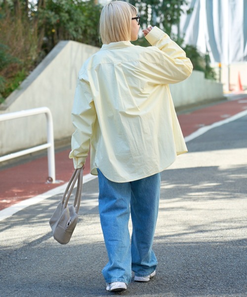 CIAOPANIC TYPY(チャオパニックティピー)の「【ユニセックス】ビックシルエットワッシャーコットンブロードシャツ(シャツ/ブラウス・メンズ・イエロー/ブルー/ホワイト/チャコールグレー・MEDIUM/LARGE)」の13枚目の写真