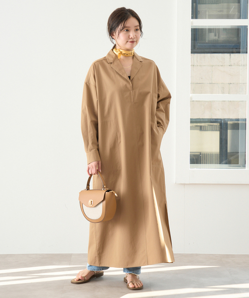 IENA（イエナ）の「C.トロピカルシャツワンピース（シャツワンピース・レディース・ベージュ/ネイビー・36/38）」の5枚目の写真