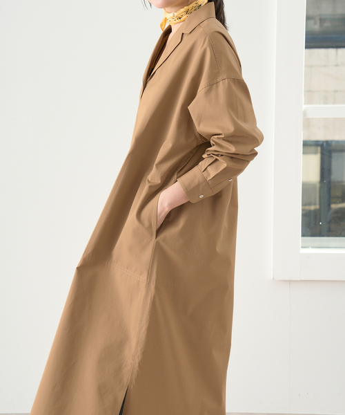 IENA（イエナ）の「C.トロピカルシャツワンピース（シャツワンピース・レディース・ベージュ/ネイビー・36/38）」の9枚目の写真