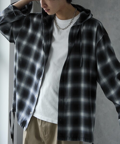 PUBLUX（パブリュクス）の「PUBLUX/パブリュクス オンブレチェックフーディーシャツ(限定展開)（シャツ/ブラウス・メンズ・グリーン/グレー/ブラック・LARGE/MEDIUM/SMALL）」の4枚目の写真