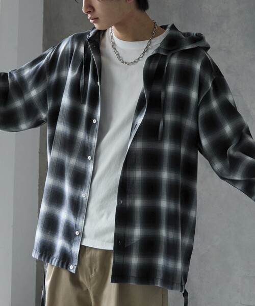 PUBLUX（パブリュクス）の「PUBLUX/パブリュクス オンブレチェックフーディーシャツ(限定展開)（シャツ/ブラウス・メンズ・グリーン/グレー/ブラック・LARGE/MEDIUM/SMALL）」の5枚目の写真