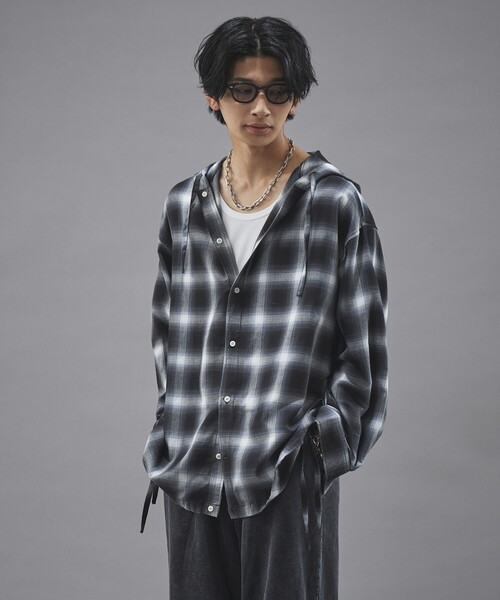 PUBLUX（パブリュクス）の「PUBLUX/パブリュクス オンブレチェックフーディーシャツ(限定展開)（シャツ/ブラウス・メンズ・グリーン/グレー/ブラック・LARGE/MEDIUM/SMALL）」の20枚目の写真