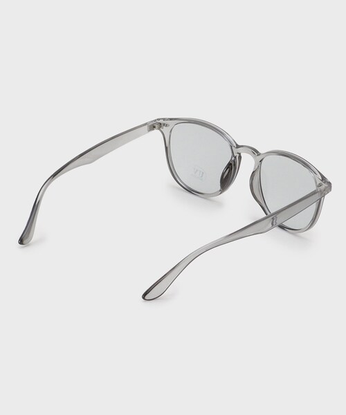 OPAQUE.CLIP(オペークドットクリップ)の「【UVカット機能】クリアレンズメガネ&サングラス(サングラス・レディース・ダークブラウン/グレー/ブラック/オフホワイト・00)」の6枚目の写真