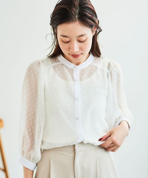 le.coeur blanc(ルクールブラン)の「ドットシアーギャザーブラウス(シャツ/ブラウス・レディース・オフホワイト/ブラック・38)」の5枚目の写真