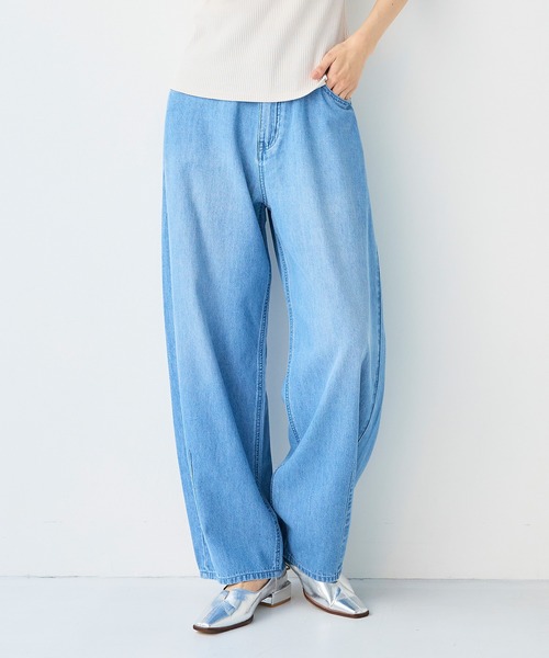 CROSS FUNCTION（クロスファンクション）の「《接触冷感》エブ楽 バレルカーブ ライトオンス デニムパンツ【CF/クロスファンクション】（デニムパンツ・レディース・ブルー/サックスブルー・ALL/AL/AM/TLL/TL/TM/LL/L/M）」の3枚目の写真