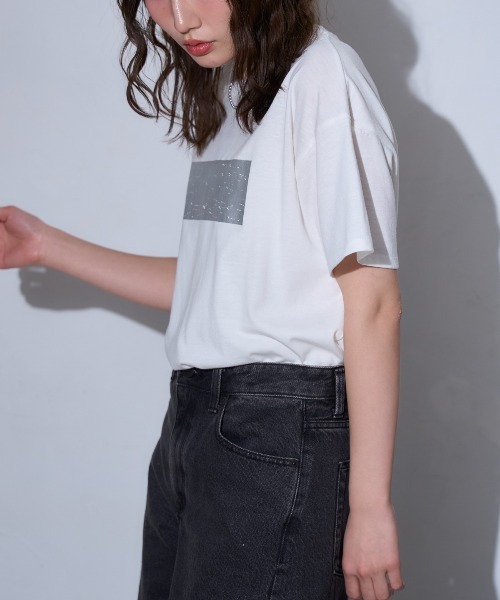 TRIANGLE PALETTE(トライアングルパレット)の「箔プリント半袖Tシャツ(Tシャツ/カットソー・レディース・ホワイト×シルバー/ブラック×シルバー/ホワイト×ゴールド・FREE)」の21枚目の写真