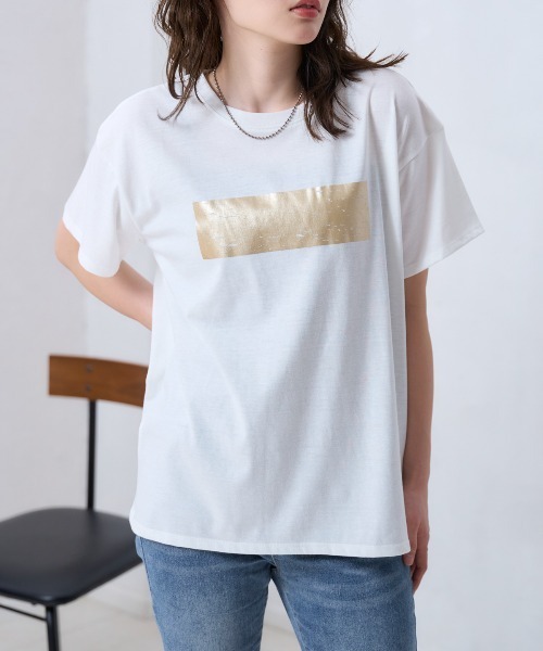 TRIANGLE PALETTE(トライアングルパレット)の「箔プリント半袖Tシャツ(Tシャツ/カットソー・レディース・ホワイト×シルバー/ブラック×シルバー/ホワイト×ゴールド・FREE)」の16枚目の写真