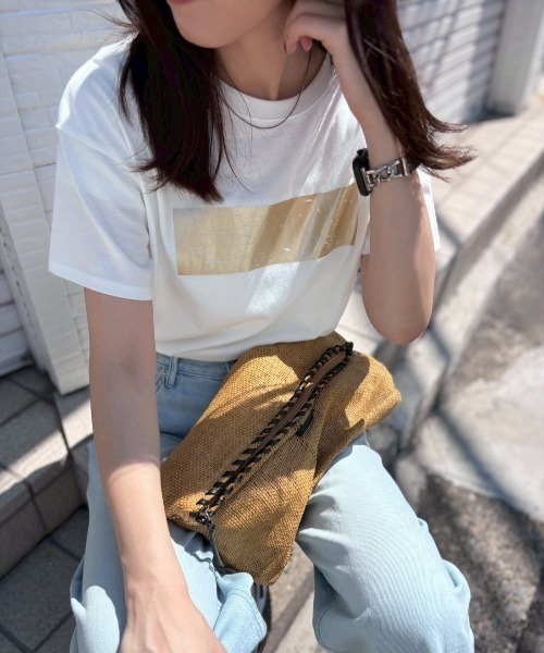 TRIANGLE PALETTE(トライアングルパレット)の「箔プリント半袖Tシャツ(Tシャツ/カットソー・レディース・ホワイト×シルバー/ブラック×シルバー/ホワイト×ゴールド・FREE)」の5枚目の写真