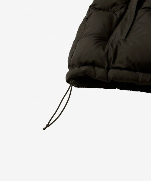 THE NORTH FACE(ザノースフェイス)の「THE NORTH FACE/ザ・ノース・フェイス Nuptse Hoodie ヌプシフーディー ND92559(ダウンジャケット/コート・メンズ・ブラック・S/M/L/XL)」の7枚目の写真