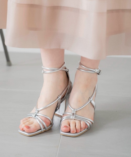 NOELA（ノエラ）の「ナローストラップサンダル（サンダル・レディース・シルバー/オフホワイト/ブラック・S/M/L）」の16枚目の写真