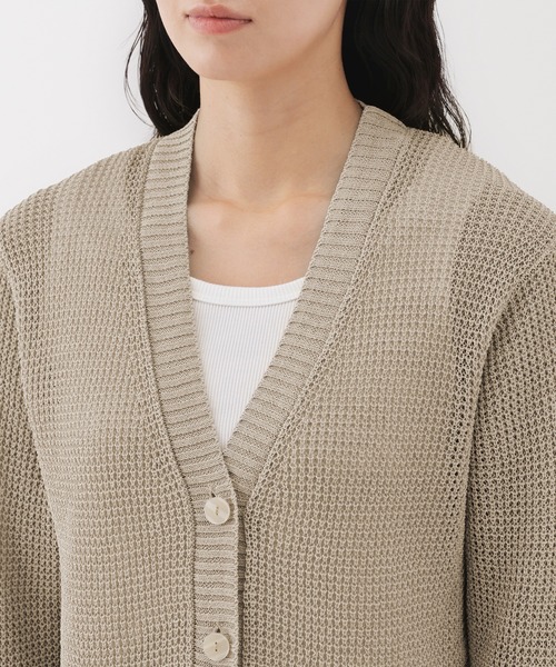 無印良品（ムジルシリョウヒン）の「婦人　ヘンプ混メッシュＶネックカーディガン（カーディガン/ボレロ・レディース・ブラック/ブルー/ベージュ・L/M/S/XL）」の15枚目の写真