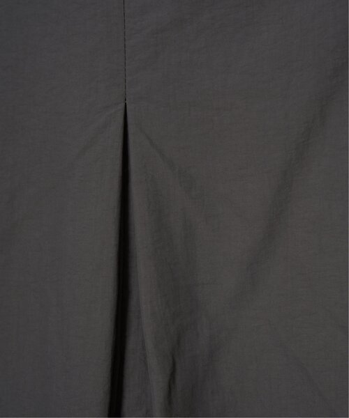 LBC（エルビーシー）の「ナイロンスキッパーロングワンピース（ワンピース・レディース・グレー/ベージュ/その他26・M）」の10枚目の写真