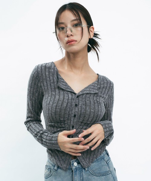 Clum(クルム)の「Light slub knit cardigan / ライトスラブニットカーディガン(カーディガン/ボレロ・レディース・ライトピンク/チャコールグレー/カーキオリーブ・MEDIUM/SMALL)」の5枚目の写真
