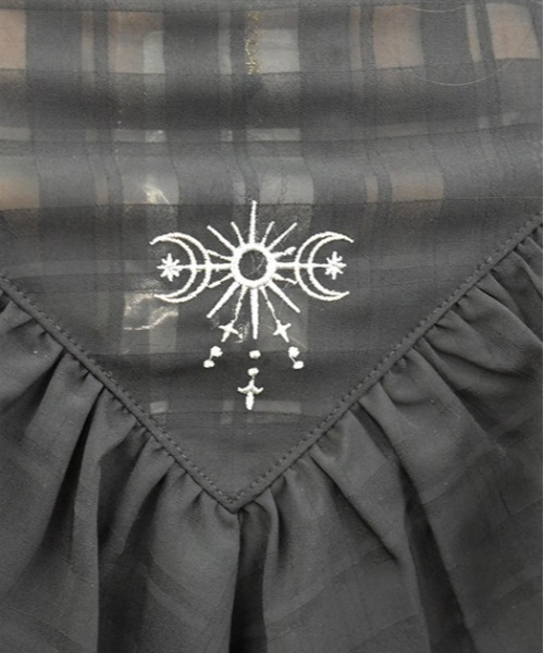 axes femme POETIQUE(アクシーズファムポエティック)の「シアーチェックフリルシャツ(シャツ/ブラウス・レディース・ブラック/グリーン/ホワイト・MEDIUM)」の21枚目の写真