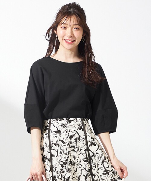 ANY SIS(エニィスィス)の「スーピマスムース クロップド Tシャツ(Tシャツ/カットソー・レディース・アイボリー系/レッド系/ホワイト系1/ライトイエロー系/グリーン系/ダルブルー系/グレー系1/ブラック系・2)」の3枚目の写真
