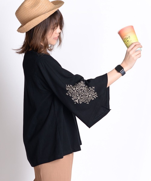 MARAI(マーライ)の「フレア七分袖カットソー こなれ感(Tシャツ/カットソー・レディース・カーキ/マジェンタ/ブラック・FREE)」の5枚目の写真
