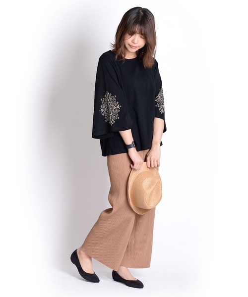 MARAI(マーライ)の「フレア七分袖カットソー こなれ感(Tシャツ/カットソー・レディース・カーキ/マジェンタ/ブラック・FREE)」の7枚目の写真