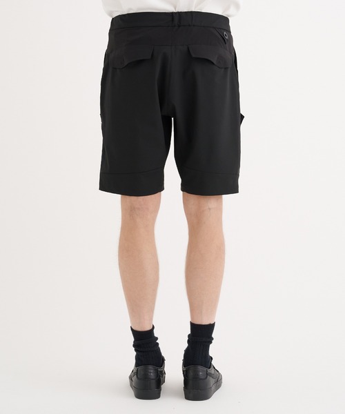 WHITE MOUNTAINEERING(ホワイトマウンテニアリング)の「【White Mountaineering / ホワイトマウンテニアリング】別注 STRETCHED HYBRID SHORT PANTS(その他パンツ・メンズ・ブラック・0/1/2/3)」の5枚目の写真