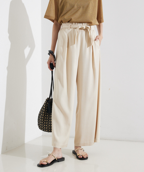 qualite(カリテ)の「テンセルデニムパンツ(その他パンツ・レディース・アイボリー/ブルー・38/36/34)」の1枚目の写真
