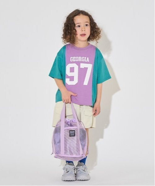 b・ROOM(ビールーム)の「【カイテキ天竺】バイカラービッグTシャツ【子供服】【キッズ】【男の子】【女の子】(Tシャツ/カットソー・キッズ・ホワイト系その他/パープル系その他/ダークブラウン/ターコイズブルー・140cm/120cm/150cm/100cm/110cm/130cm)」の7枚目の写真