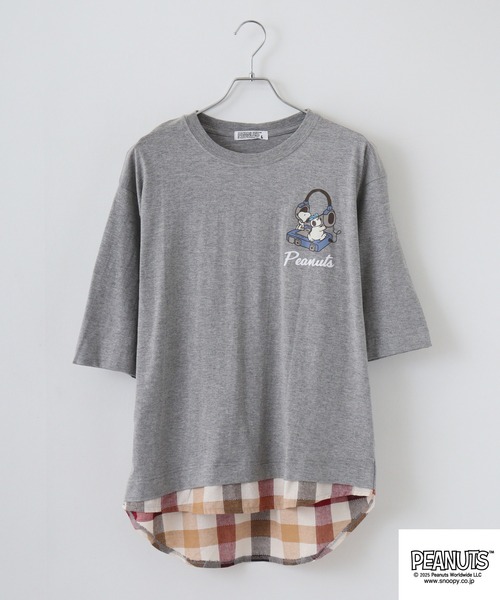 PEANUTS(ピーナッツ)の「PEANUTS ヘッドフォン柄プリントレイヤード風Tシャツ(Tシャツ/カットソー・メンズ・ホワイト/ブラック/杢グレー・S/M/L)」の8枚目の写真