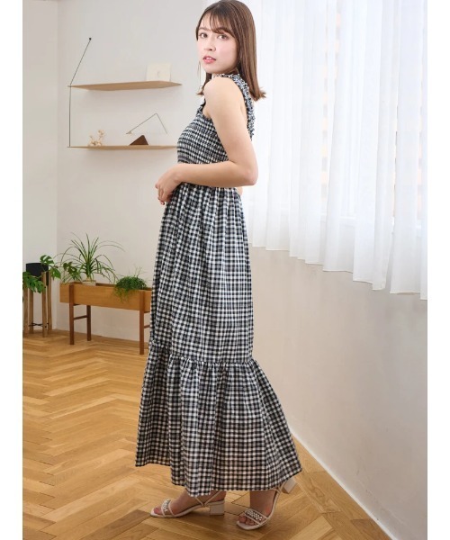 LUDIC PARK(ルディックパーク)の「ギンガムチェック柄シャーリングキャミワンピース(ワンピース・レディース・グリーン/ブラック・M)」の12枚目の写真