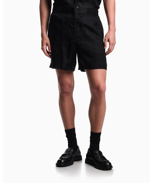 EMPORIO ARMANI(エンポリオアルマーニ)の「【エンポリオ アルマーニ】レギュラーフィット バミューダパンツ テンセルジャカード(その他パンツ・メンズ・ブラック/モカ/その他・44/46/48/50/52)」の2枚目の写真